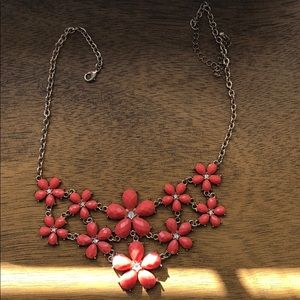 Statement necklace